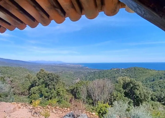 Villa U Caseddu- Piscine Privée Chauffée- Vue Mer- Clim-wifi Sari-Solenzara